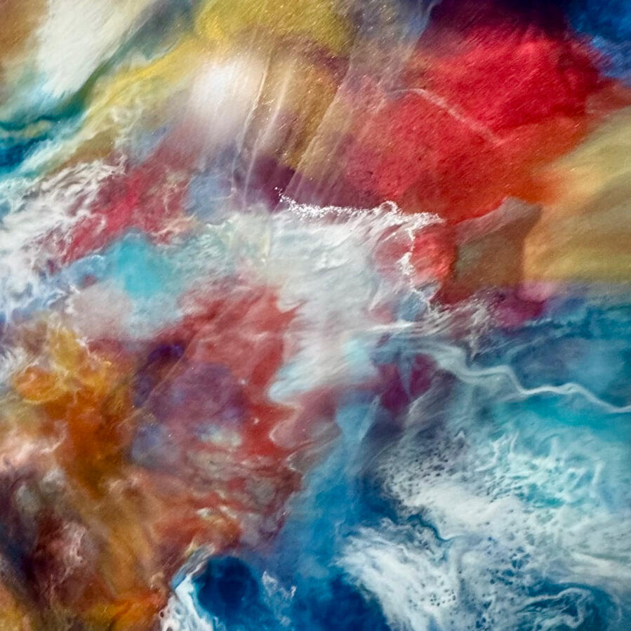 The breathtaking beauty of "August Horizons," a stunning resin painting that captures the serene essence of a sunset over the ocean. Vibrant colours blend seamlessly, with warm oranges, reds and gold melting into deep blues and turquoise.